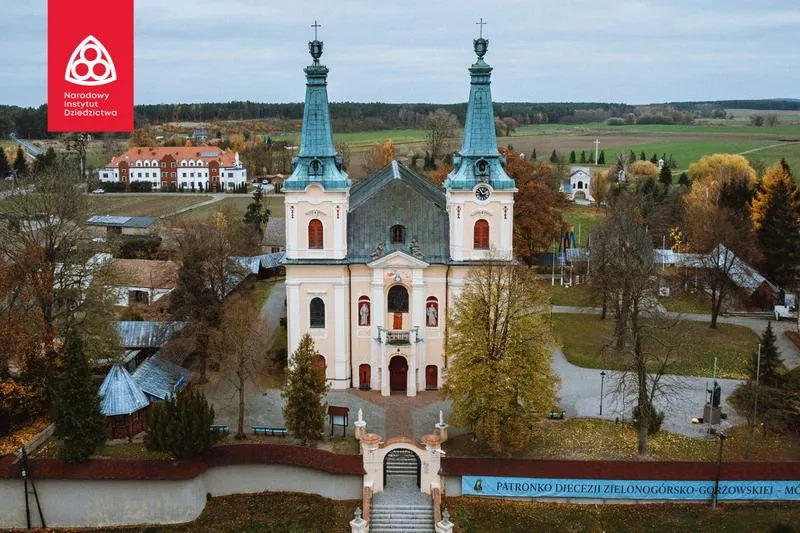 Kiedy świątynia zyskuje miano sanktuarium? Oto kluczowe kryteria
