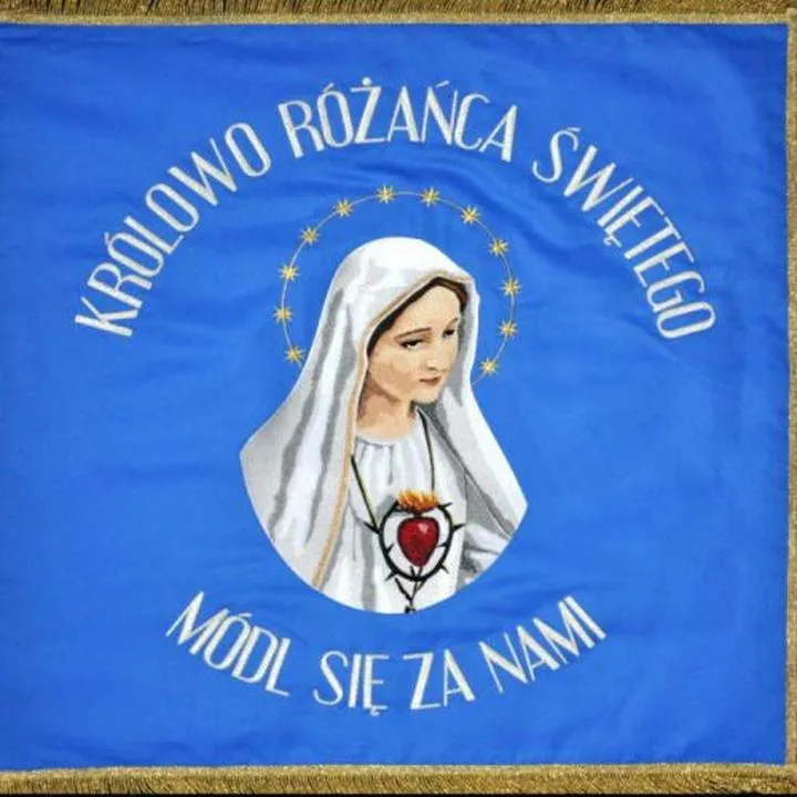 Opuszczanie sztandaru w kościele