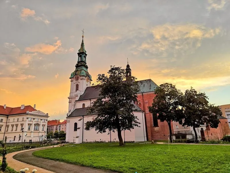 Sanktuaria na świecie przykłady